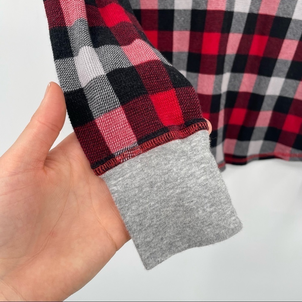 Victoria’s Secret Christmas Plaid Pajama Shirt - Picture 6 of 12
